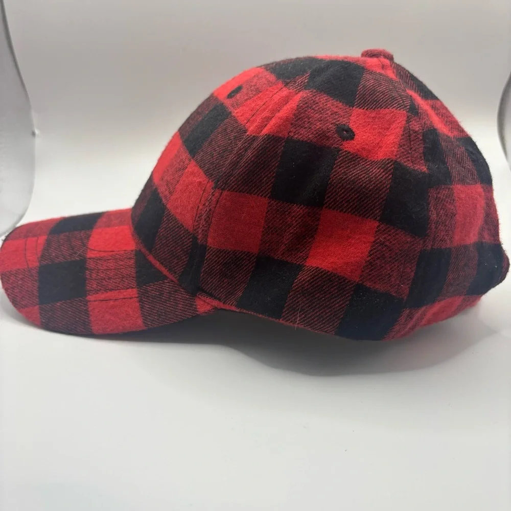 Wuke “Elmer Fudd” Red and Black Checkered Men’s Cap - Picture 2 of 7